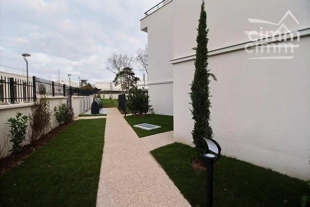 Photo 2 - Appartement à Courcouronnes