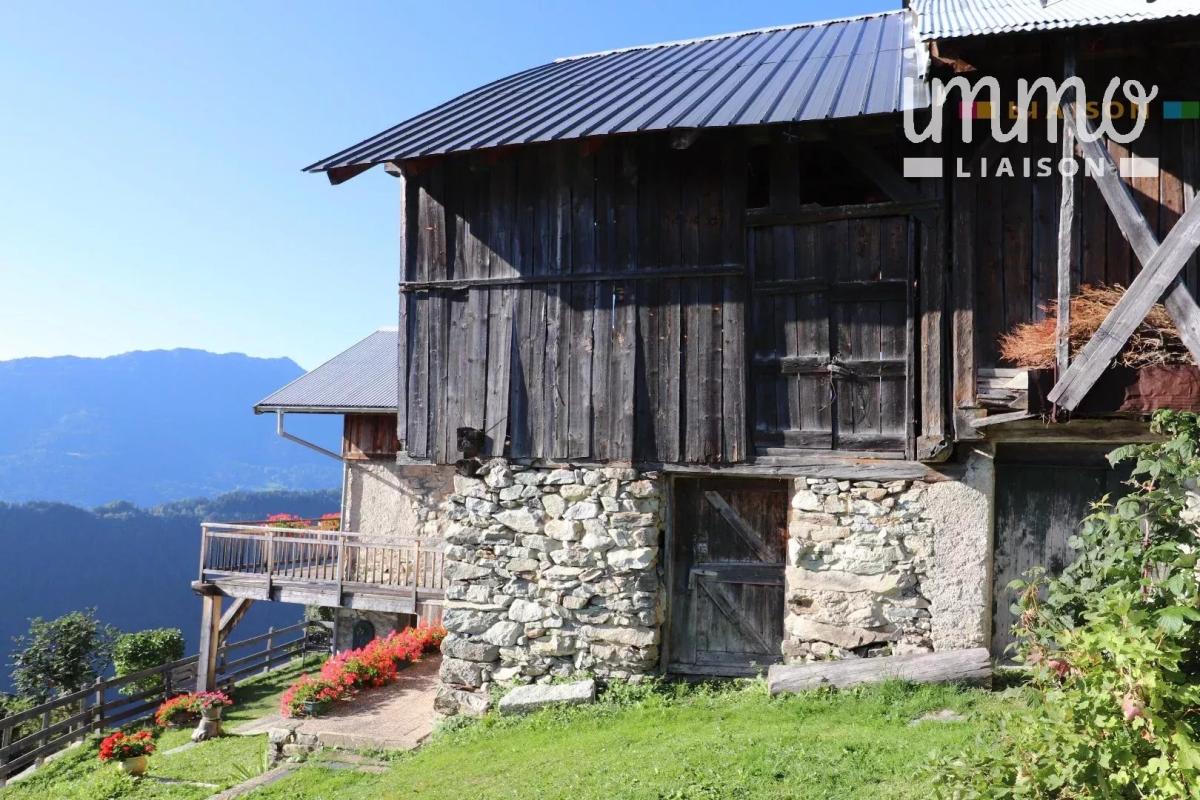Photo principale - Locaux d'activité / Entrepôts à Bonneval-Tarentaise