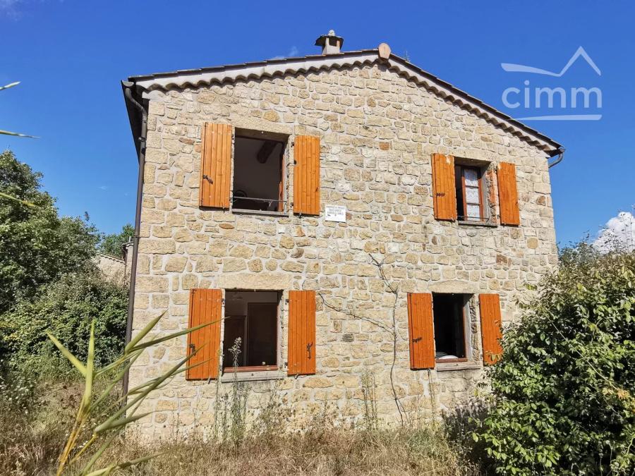 Photo principale - Immeuble à Lablachère