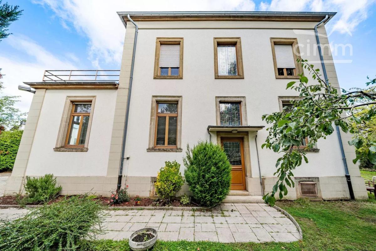 Photo principale - Maison à Esch-sur-Alzette
