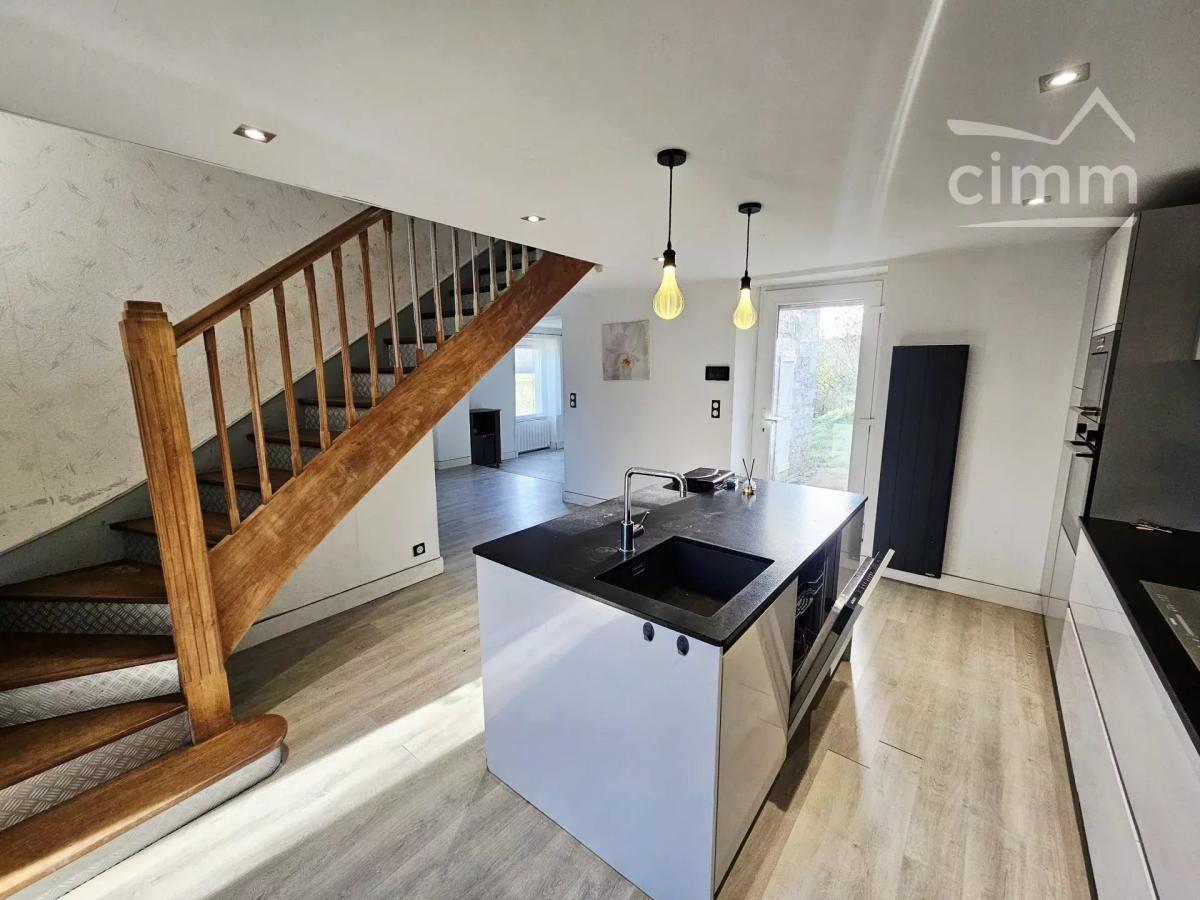 Photo 2 - Maison à Coly-Saint-Amand