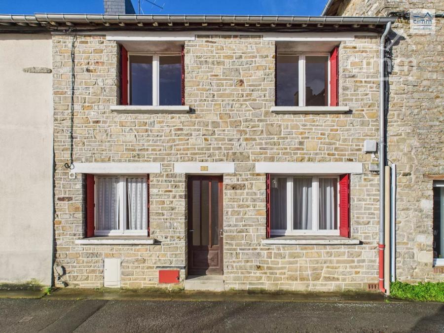 Photo principale - Maison à Bourg-des-Comptes