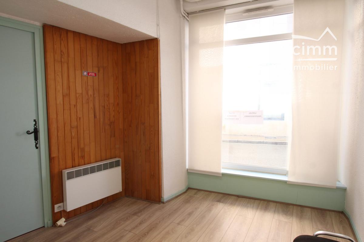 Photo 7 - Locaux d'activité / Entrepôts à Saint-Étienne-de-Saint-Geoirs