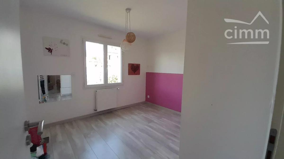 Photo 8 - Maison à Montlivault
