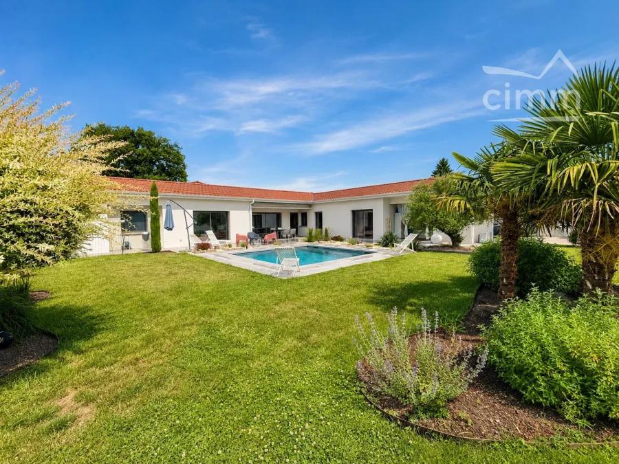 Photo principale - Maison à Montrond-les-Bains