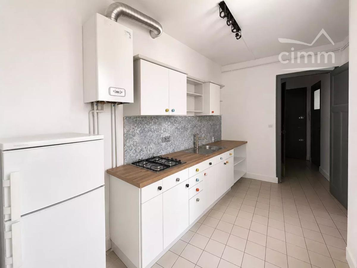 Photo 2 - Appartement à Saint-Étienne