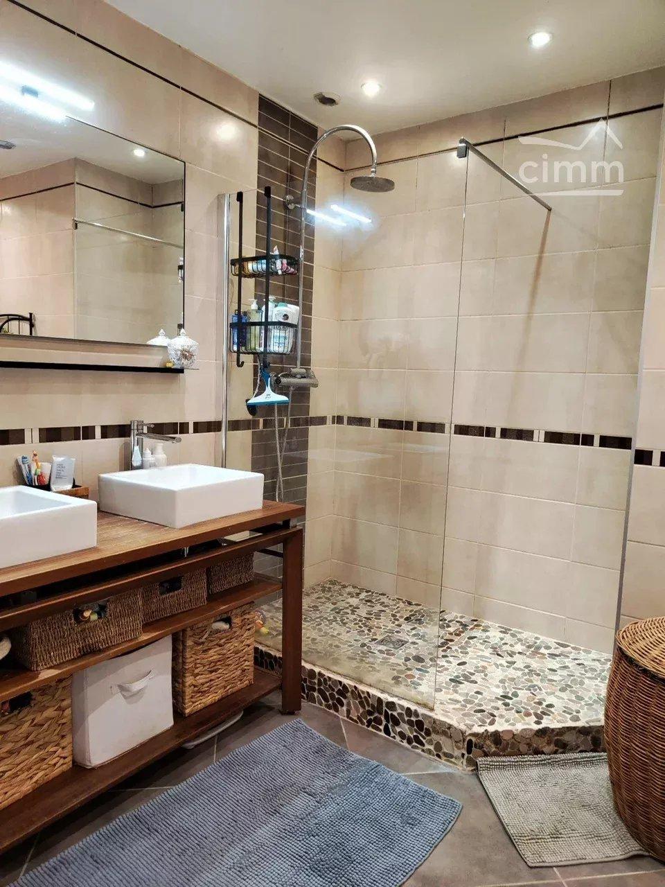 Photo 11 - Appartement à Guilherand-Granges