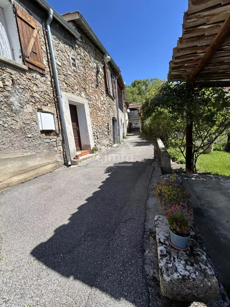 Photo principale - Maison à Bayons