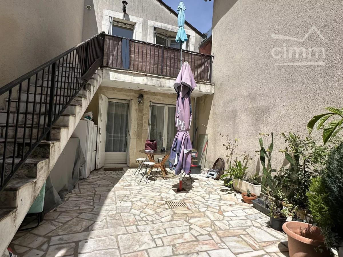 Photo principale - Immeuble à Selles-sur-Cher