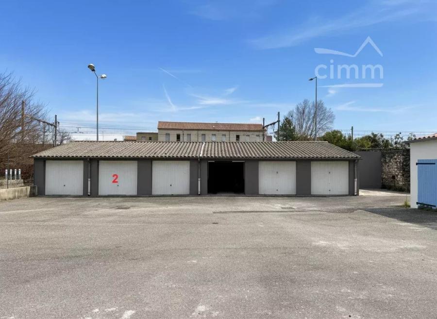 Photo principale - Garage / Parking à Le Teil