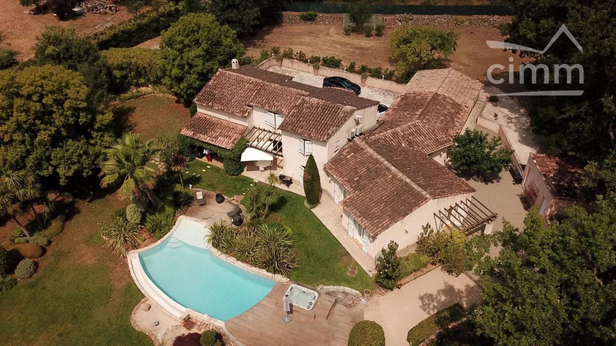 Photo principale - Maison à Draguignan