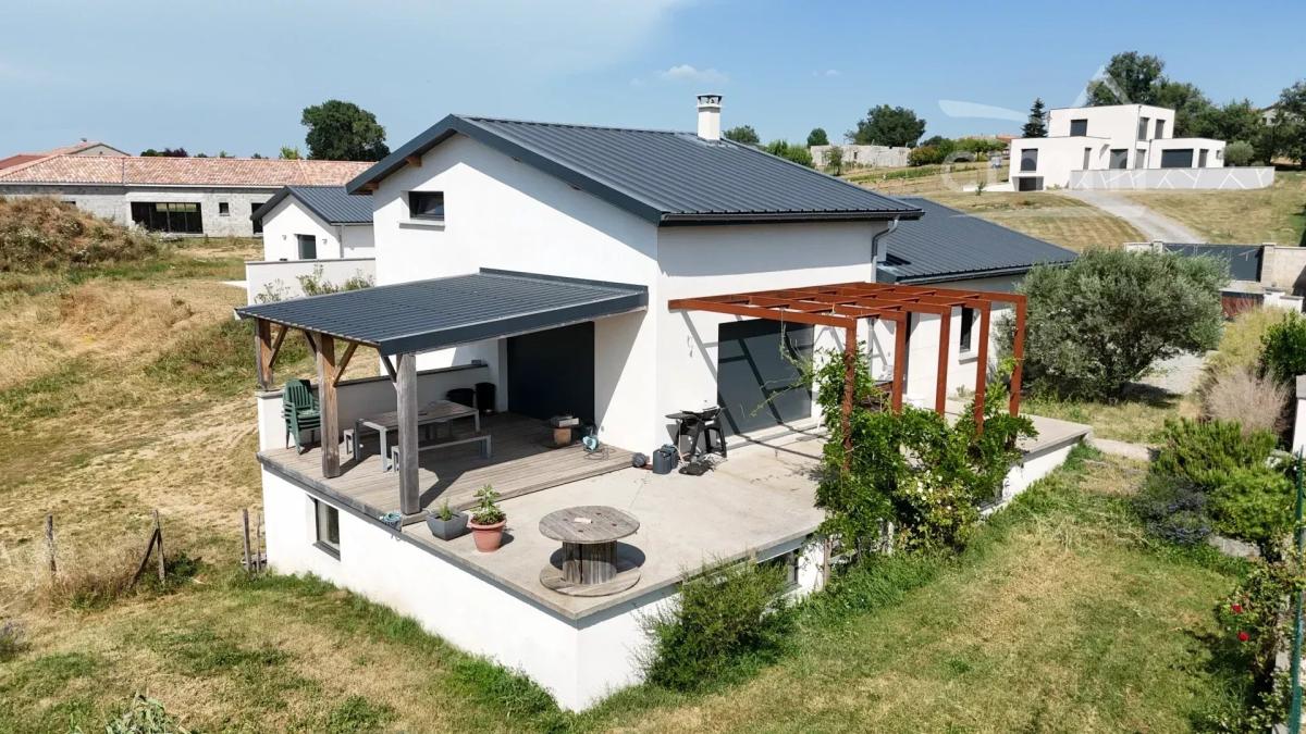 Photo 2 - Maison à Thorrenc