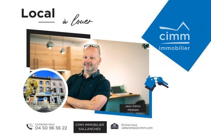 Photo principale - Locaux d'activité / Entrepôts à Verchaix