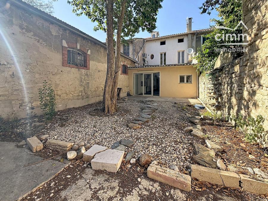 Photo principale - Locaux d'activité / Entrepôts à Carpentras