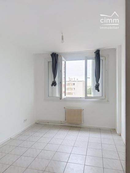 Bien NETTY:GROUP:LA8413 - Photo 3