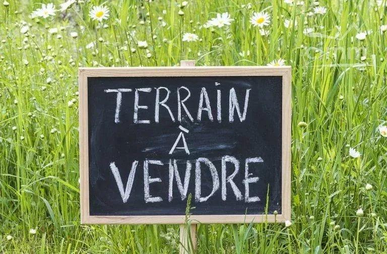 Photo principale - Terrain à Saint-Savin