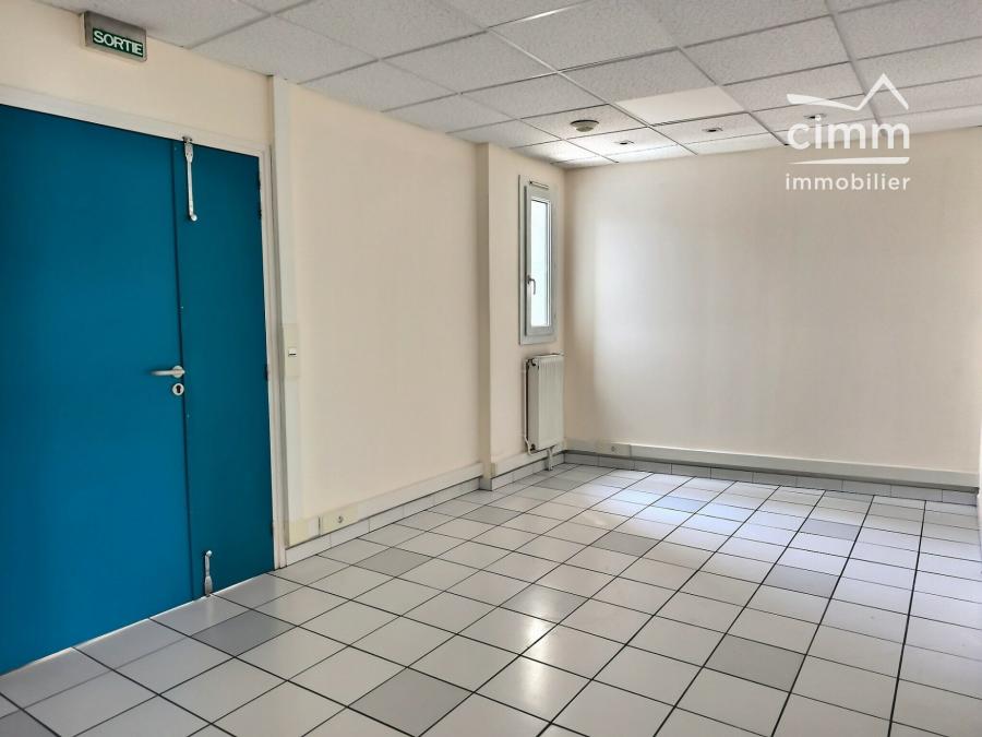 Photo principale - Locaux d'activité / Entrepôts à Échirolles