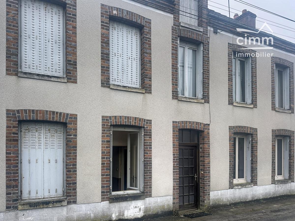 Photo principale - Locaux d'activité / Entrepôts à Saint-Germain-des-Prés