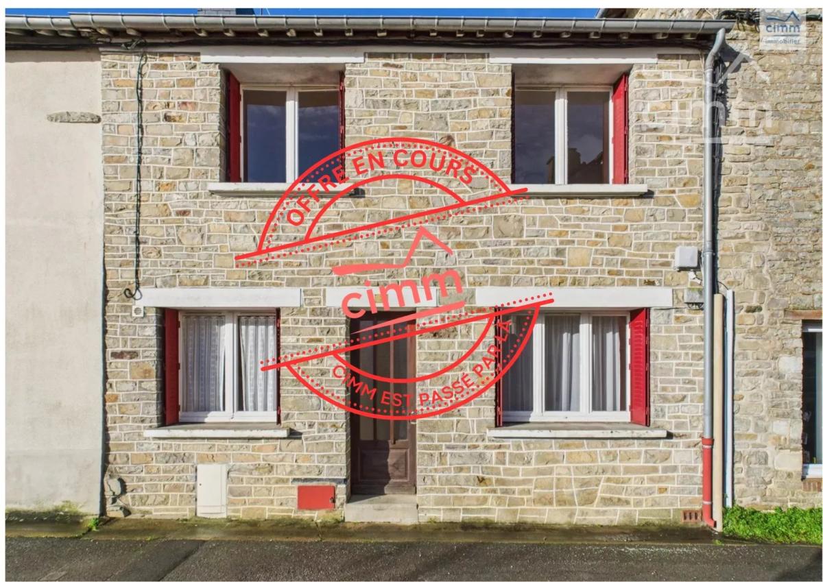 Photo principale - Maison à Bourg-des-Comptes