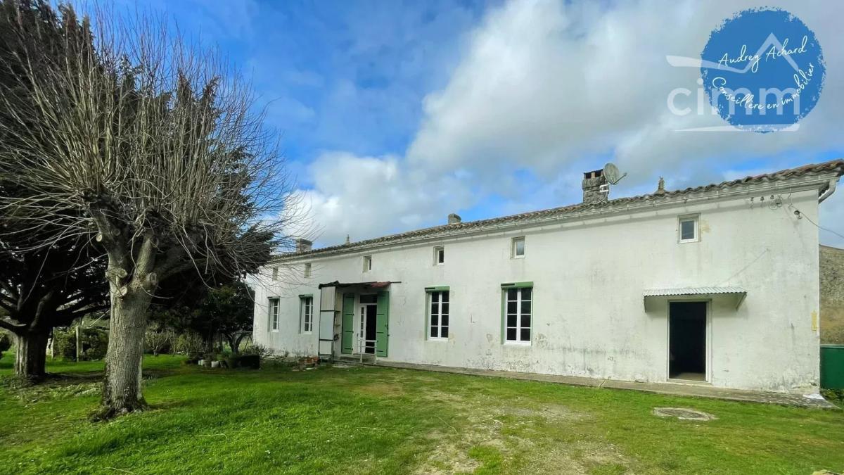 Photo principale - Maison à Saint-Genis-de-Saintonge