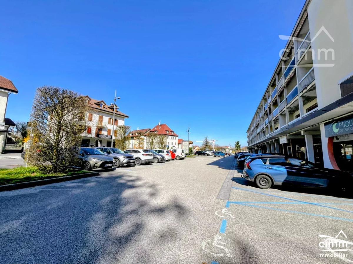 Photo 10 - Commerce à Saint-Pierre-en-Faucigny