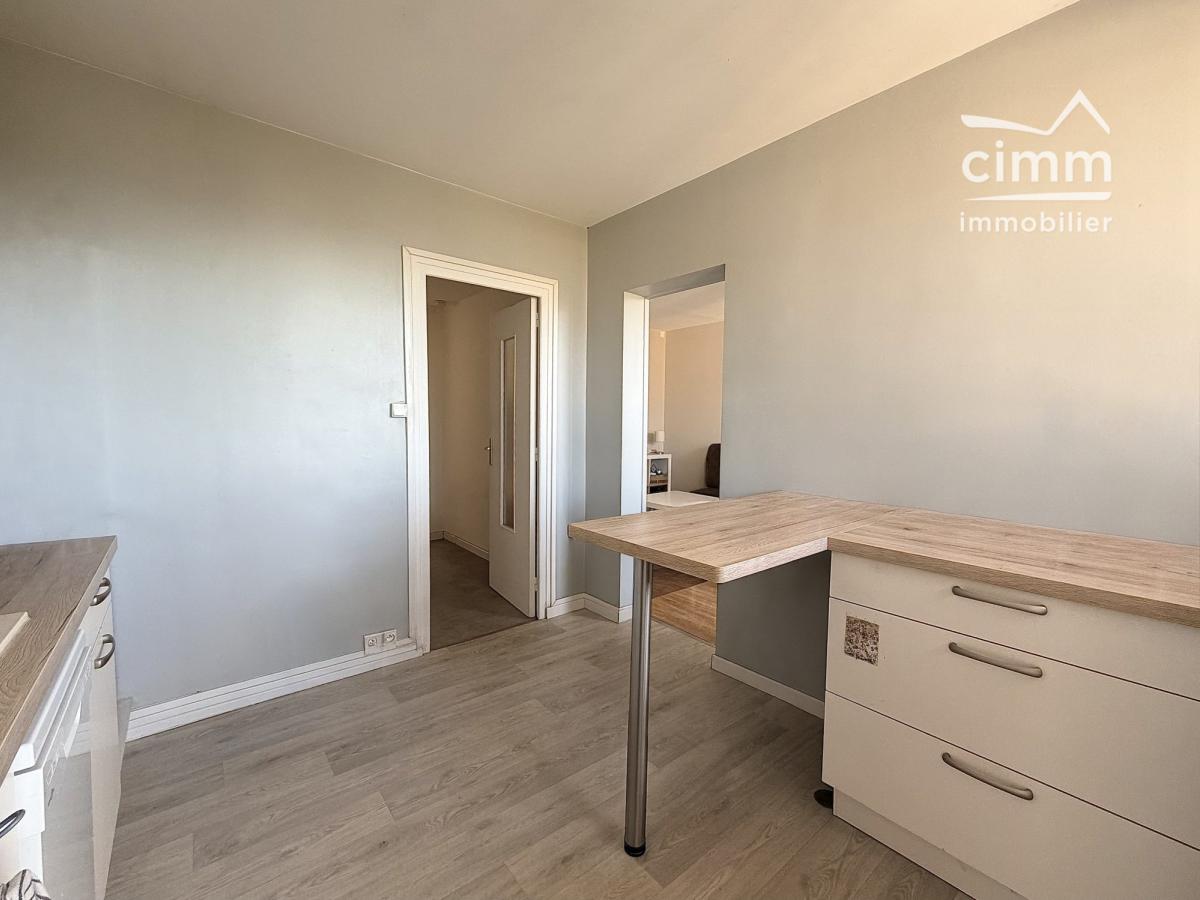 Voir la photo 1/17 du type apartment à Grenoble