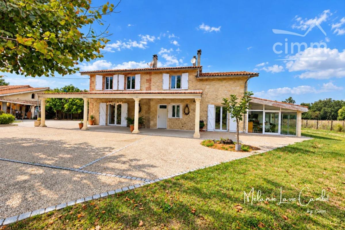 Photo 2 - Maison à Étauliers