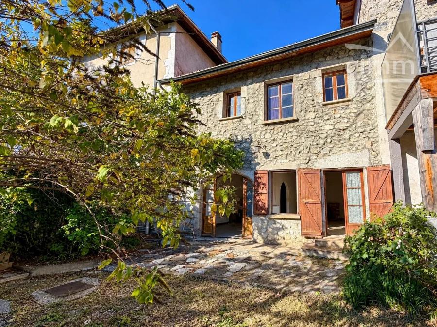 Photo principale - Maison à Saint-Nazaire-les-Eymes