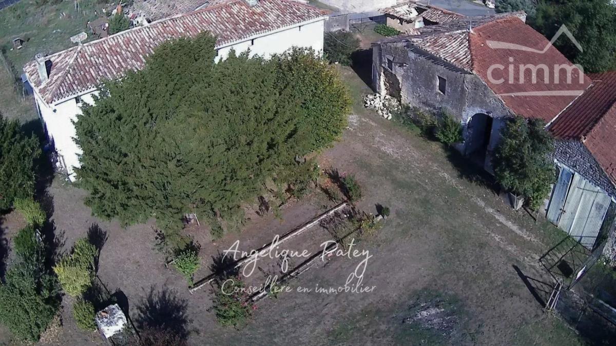 Photo 2 - Maison à Saint-Genis-de-Saintonge